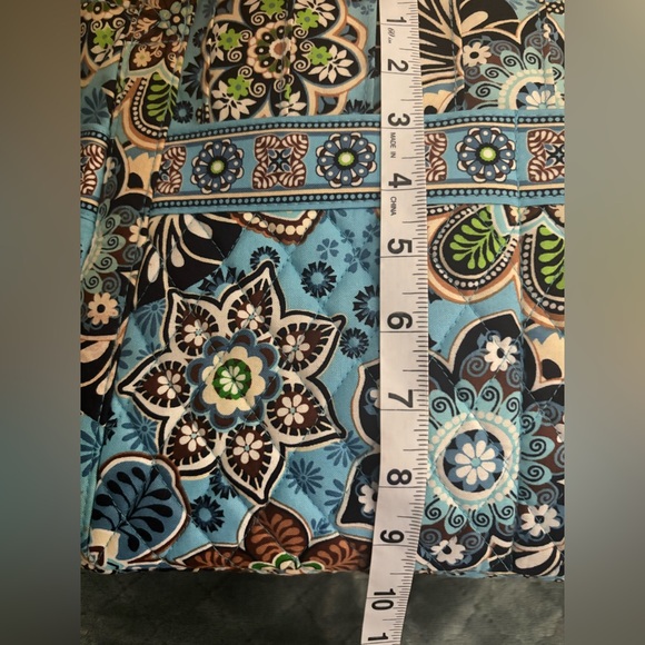 EUC VERA BRADLEY TOTE - Picture 9 of 11